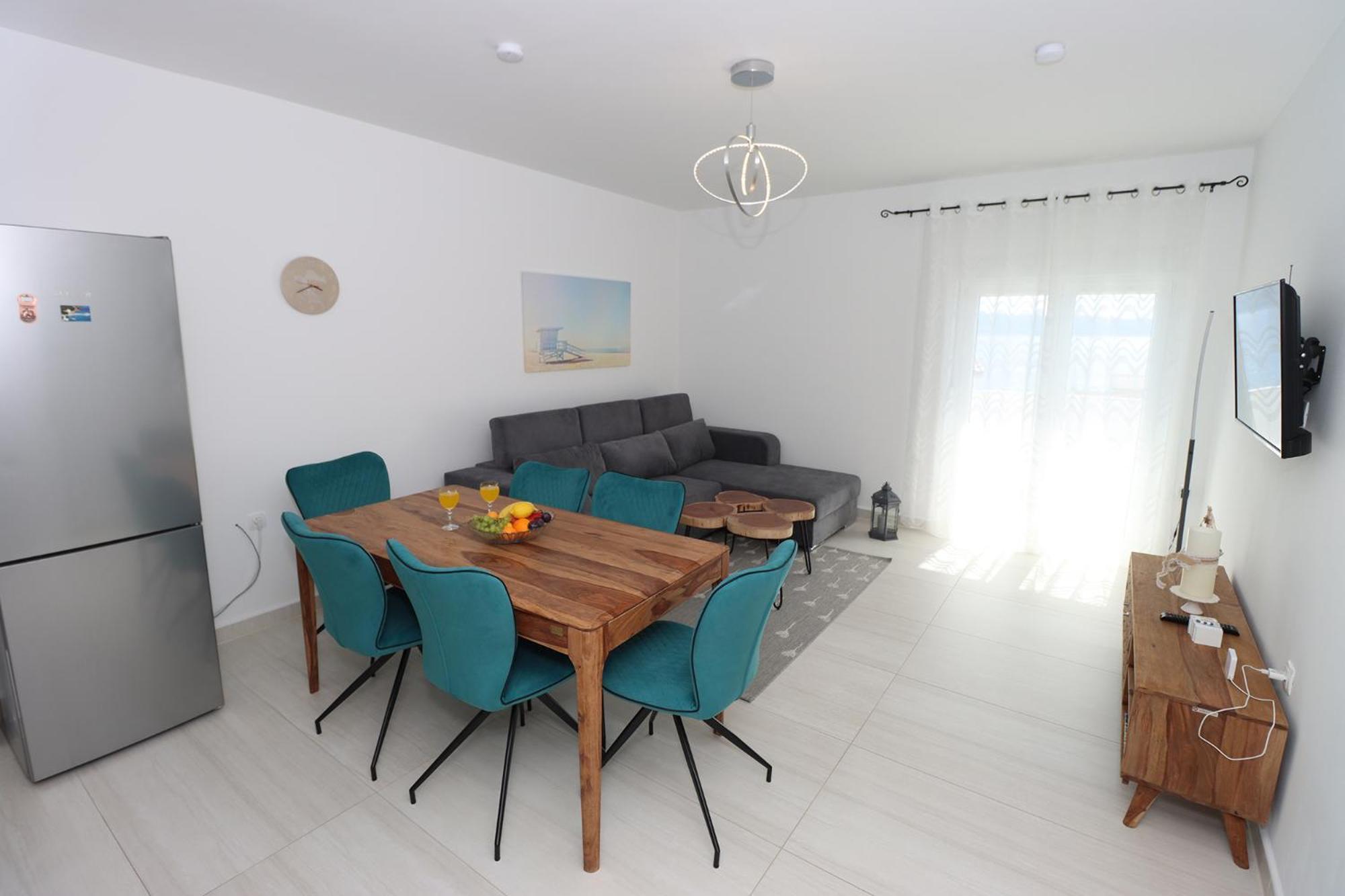 Emmi Nemira Omis Apartment Bagian luar foto