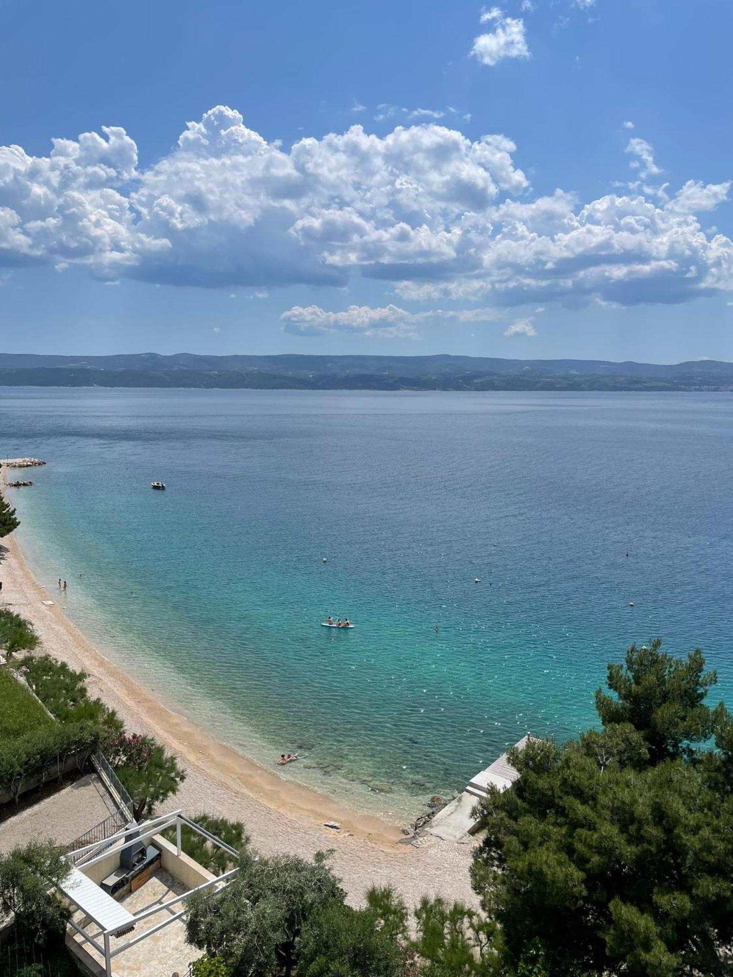 Emmi Nemira Omis Apartment Bagian luar foto